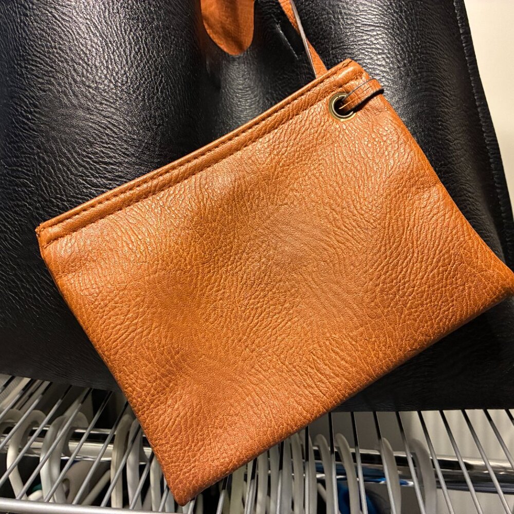 Street Level Reversible Faux Leather Tote & Interior Zip Pouch - Picture 4 of 16